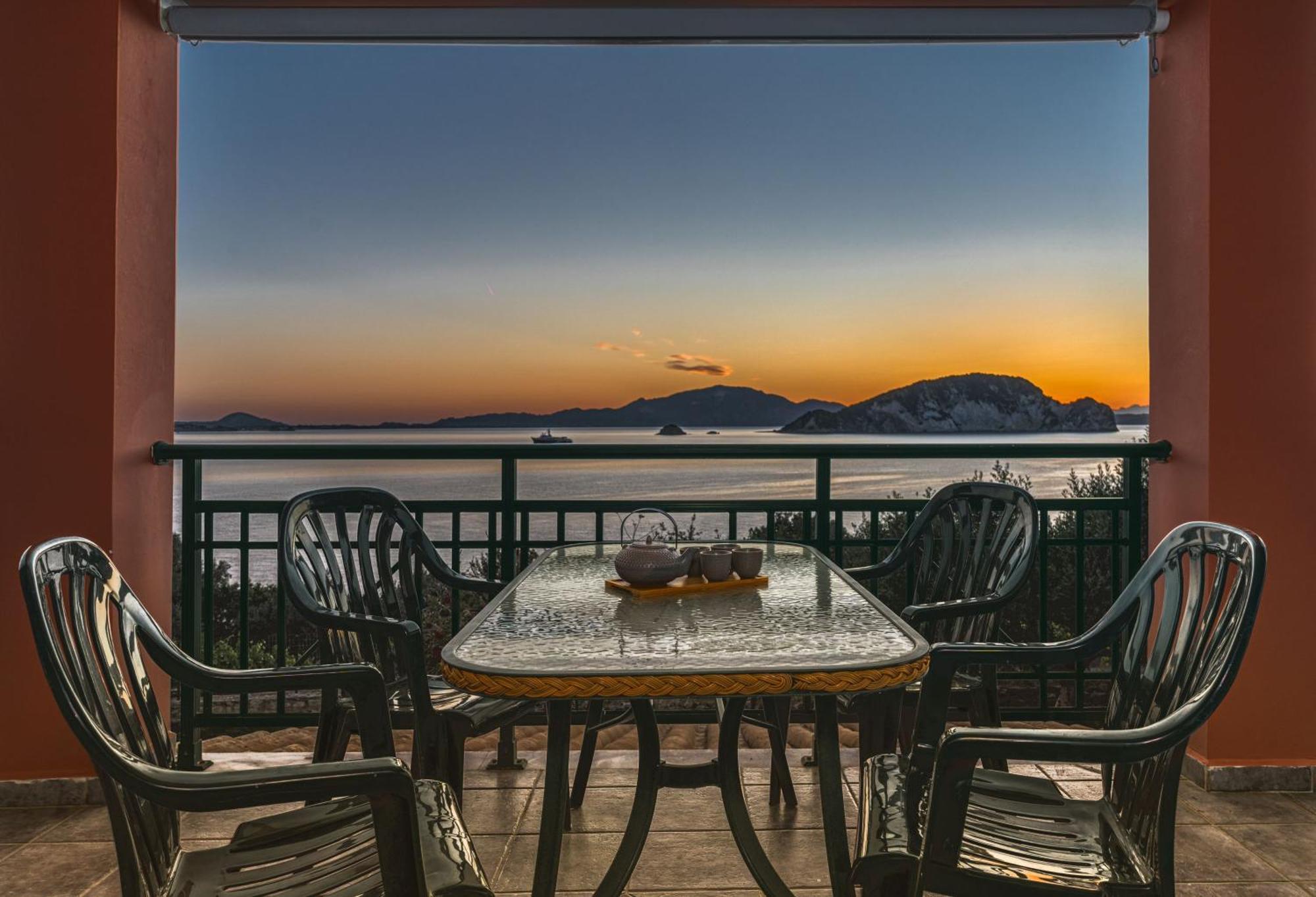 Anatoli Apartments - Tranquil Location & Stunning Views, By Zantewize Marathias  Room photo