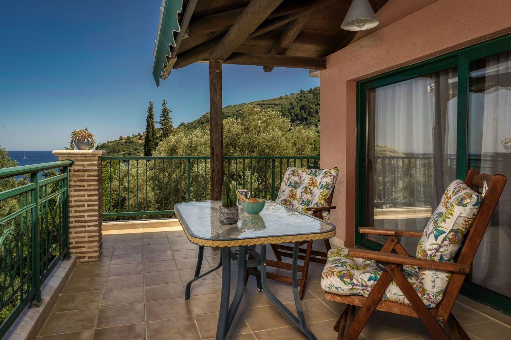 Anatoli Apartments - Tranquil Location & Stunning Views, By Zantewize Marathias  Room photo