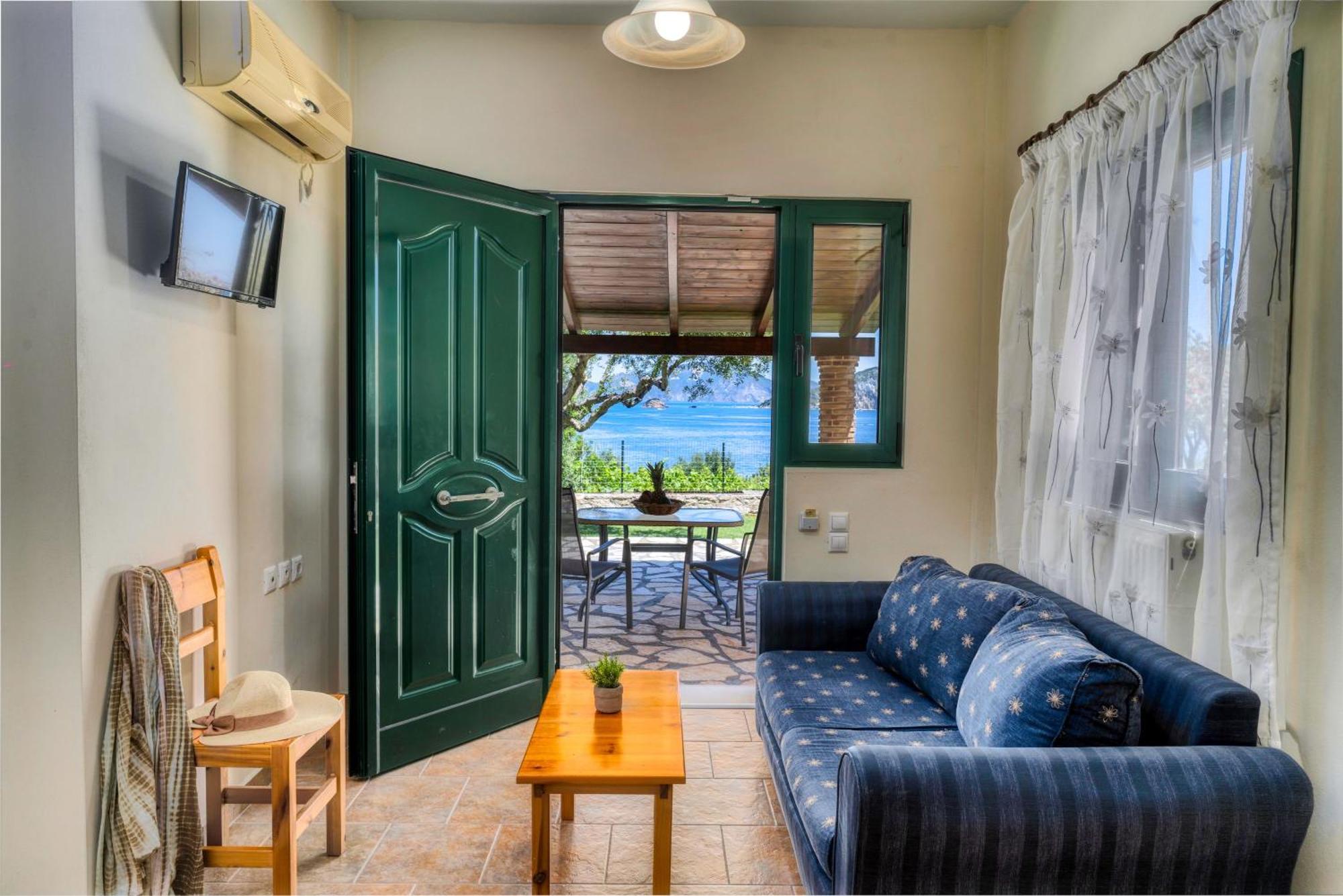 Anatoli Apartments - Tranquil Location & Stunning Views, By Zantewize Marathias  Room photo