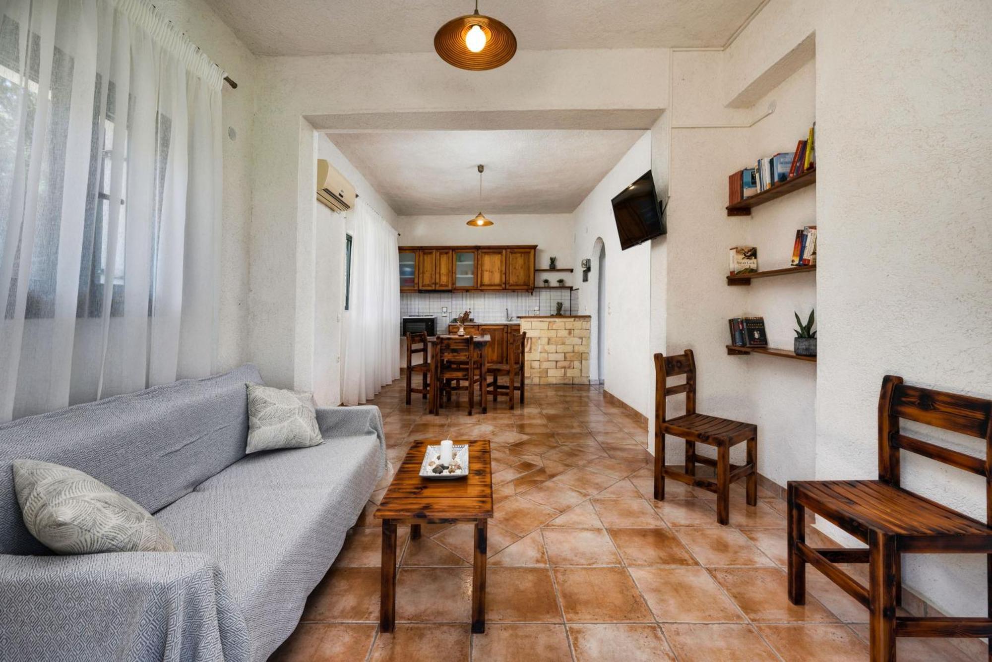 Anatoli Apartments - Tranquil Location & Stunning Views, By Zantewize Marathias  Room photo